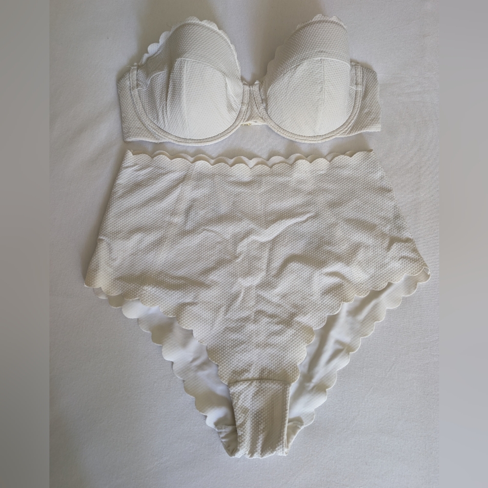 H&M Cream Scalloped Bikini Set